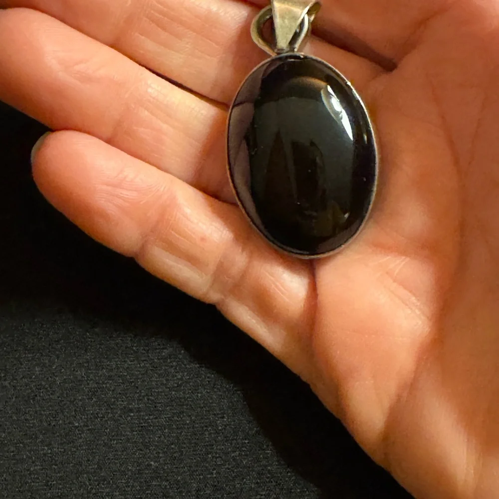 J. Wright Signed Onyx Pendant Necklace